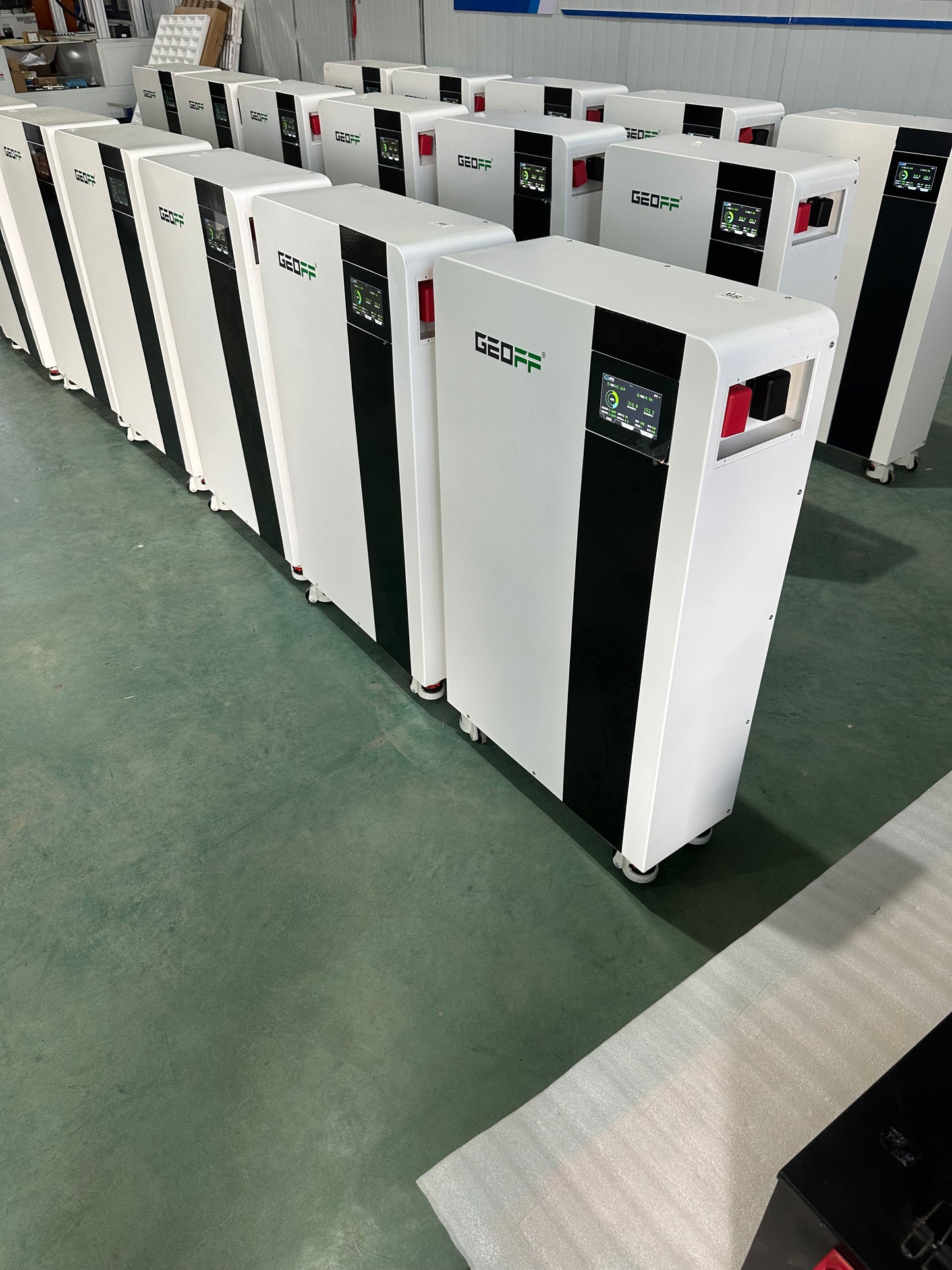 GEOFF 48v 51.2V 314Ah 15KW Integrated hybrid solar system Home energy storage system Wall-mounted and stand-mounted dual-purpose lithium iron battery pack LiFePO4 battery